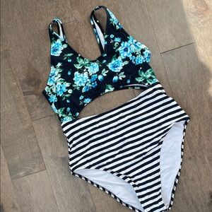 Cupshe Floral and Striped One Piece Swimsuit - Blue and Black